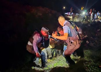 Seven dead after Honduras plane crashes into the water after takeoff