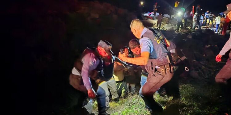 Seven dead after Honduras plane crashes into the water after takeoff