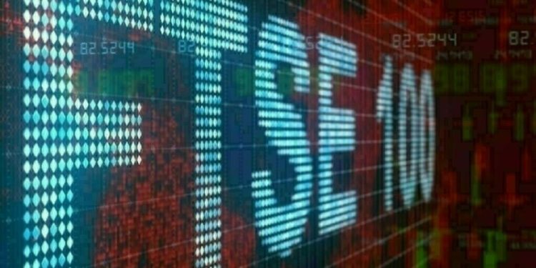 UK shares edges lower on tariff concerns