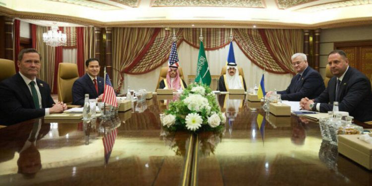 US and Ukraine hold Jeddah talks after major drone attack on Russia