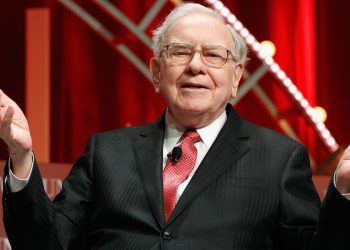 Warren Buffett is beating the market with Berkshire Hathaway up 17%