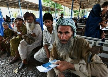 Afghan Taliban govt urges Pakistan not to start deportation of refugees as deadline expires