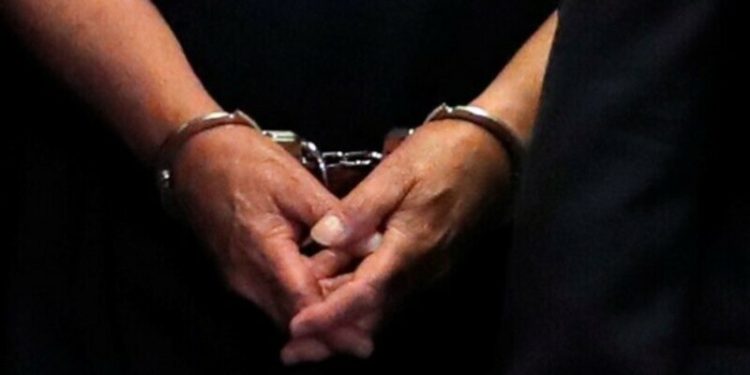 Police officer arrested in Karachi under Peca for using ‘derogatory remarks’ against President Zardari