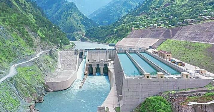 Minister Moeen Wattoo terms hydel ‘top priority’ as LHC calls for water emergency
