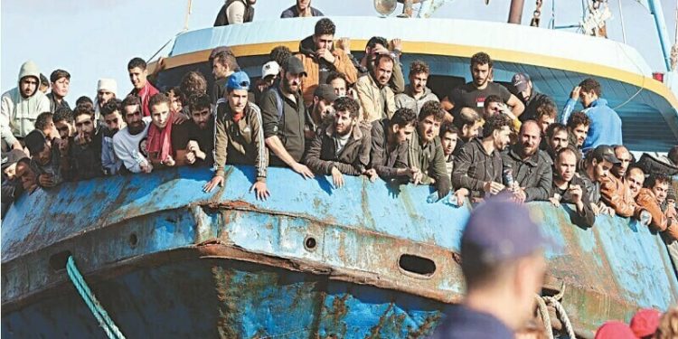 Interior minister calls for effective strategy against human trafficking