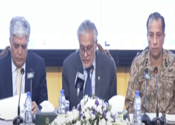 Pakistan won’t initiate but will respond strongly to any Indian escalation: Dar