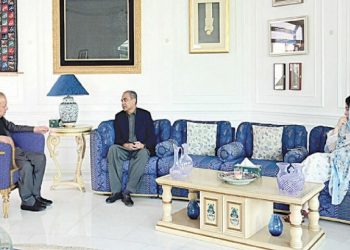 Interior minister briefs PM on Afghans’ repatriation