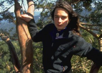 A woman lived up a 180-foot, 1,000-year-old tree for 2 years to save a forest from loggers. Meet Julia 'Butterfly' Hill.