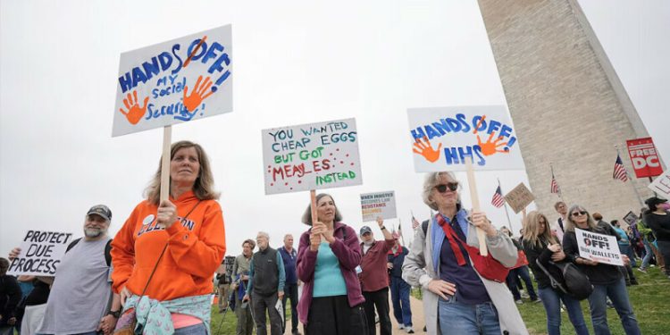 Anti-Trump protesters gather in Washington, other US cities
