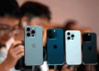 Apple’s China smartphone shipments slide 9% in first quarter