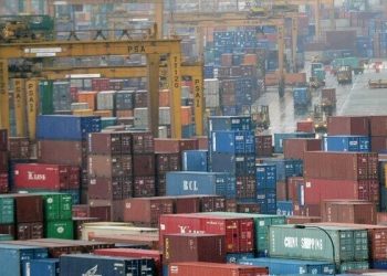 Asian buyers shun US farm goods, hit by ship crunch and trade war