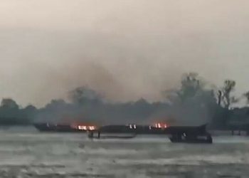 At least 143 dead in DR Congo boat fire