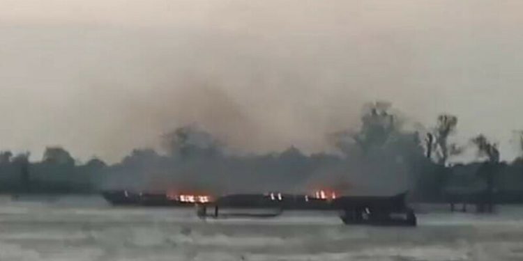 At least 143 dead in DR Congo boat fire