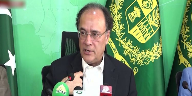 Aurangzeb pledges exports for sustainable development