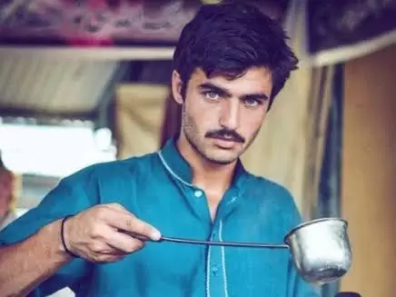 “Chaiwala” Arshad Khan’s National ID Card and Passport Blocked