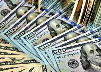 Dollar frail as traders look for safe havens on tariff turmoil - Markets