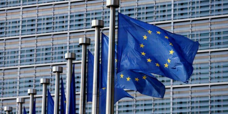 EU seeks unity in first strike back at Trump tariffs