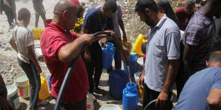 Gazans struggle to find water as clean sources become increasingly scarce