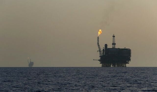 Goldman Sachs expects oil prices to decline through 2026