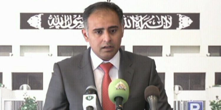 Govt committed to addressing political, economic issues of Balochistan: minister