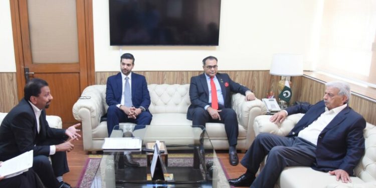 Govt ‘actively working’ towards reducing taxes on milk: minister