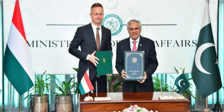 Hungary, Pakistan lift visa requirement for diplomatic passports