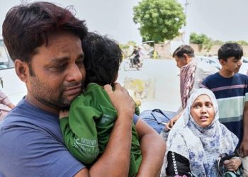 India Deports Pakistani Family Who Came for Children’s Heart Treatment