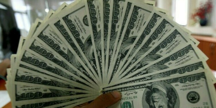 Intra-day update: Pakistan rupee posts marginal gain against US dollar