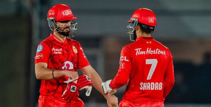 Islamabad United Defeats Lahore Qalandars by 8 Wickets in HBL PSL 10 Opening Match