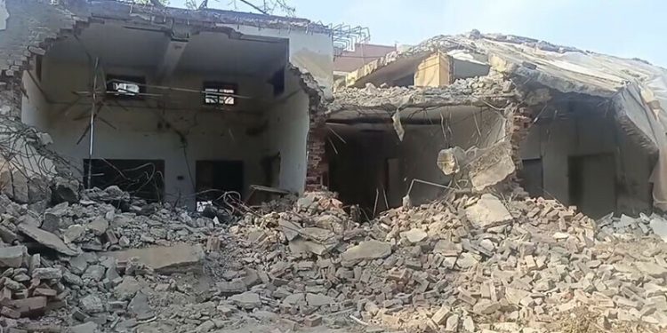 Mandi Bahauddin Press Club demolished without notice, says president