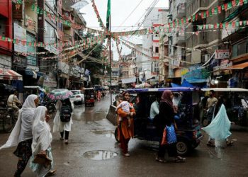 New Indian bill proposes to revamp Muslim land management, faces backlash