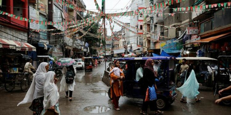 New Indian bill proposes to revamp Muslim land management, faces backlash