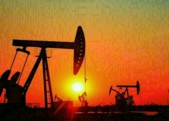 Oil up more than 1% on fresh Iran sanctions, lower US crude stocks