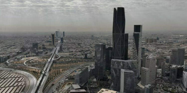 Saudi Arabia’s non-oil business sector resilient in March, PMI shows - Business & Finance