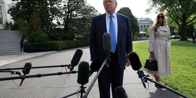 Trump says India, Pakistan will sort out tensions