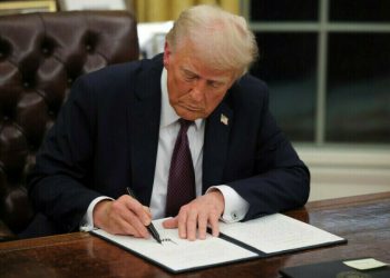 Trump to sign executive orders to boost coal industry, sources say