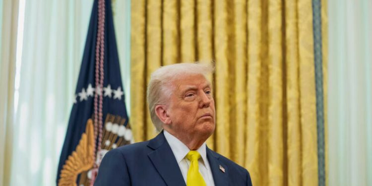 Trump warns of economic slowdown unless Fed cuts rates, triggering selloff