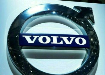 Volvo Cars sales fall 10% in March as fully electric sales dive