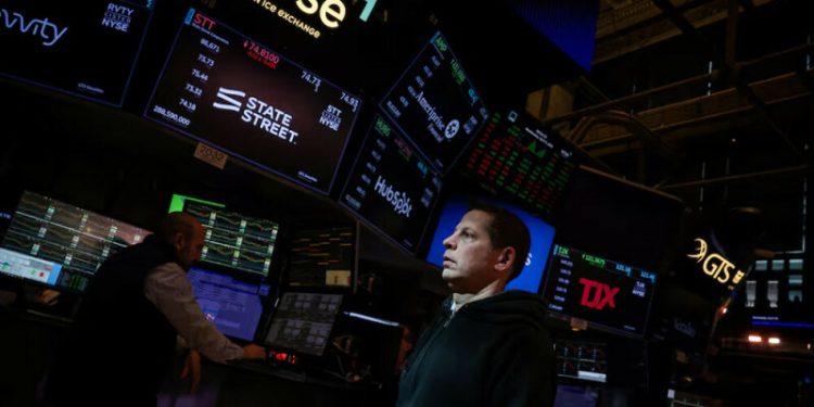 Wall St leaps after Trump announces 90-day tariff pause