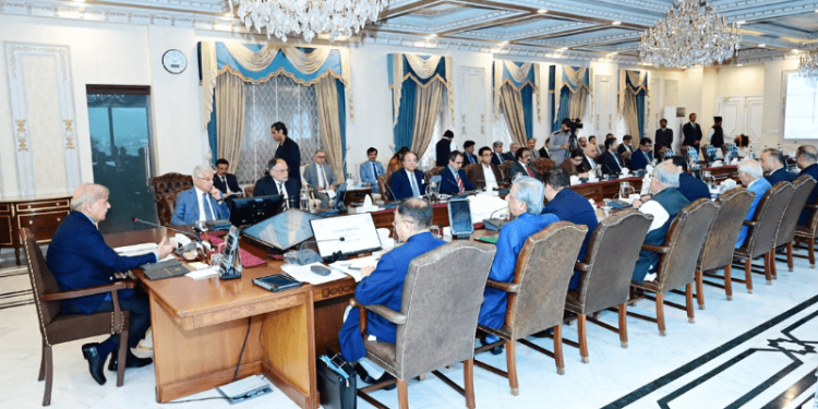 Federal ministers’ monthly salaries hiked to Rs519,000 to match those of MNAs