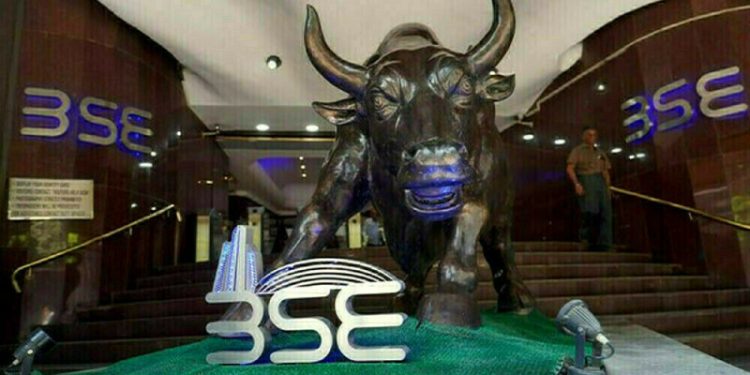 Financials, IT lead slide in Indian equities on likely foreign outflows