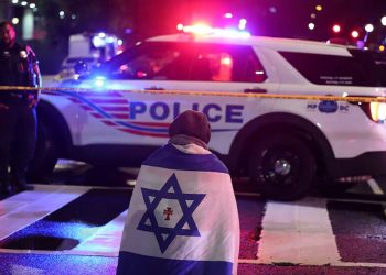 Two Israeli embassy staffers killed in Washington shooting, suspect held