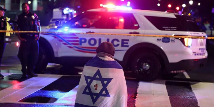 Two Israeli embassy staffers killed in Washington shooting, suspect held