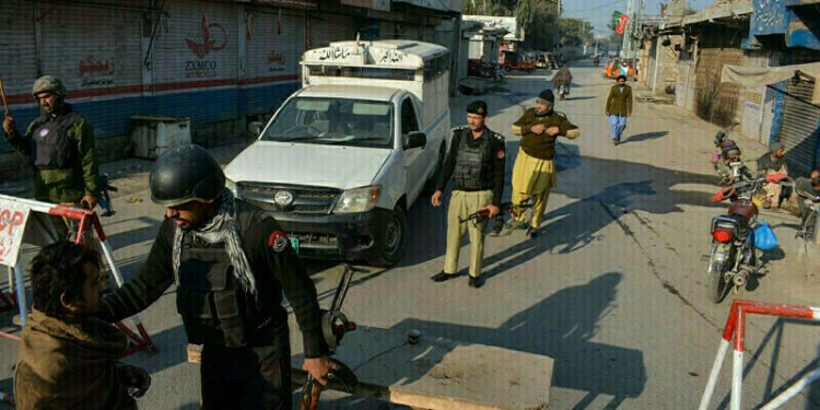 Two cops slain in attack on Bannu police checkpoint: officials