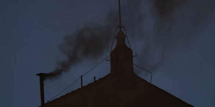 Cardinals to vote again in conclave to elect a new pope