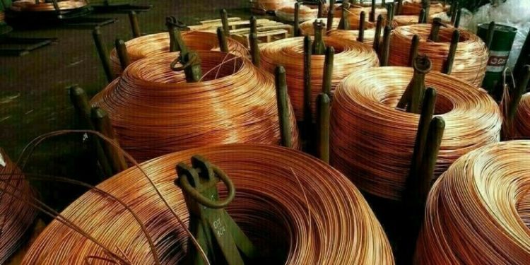 Demand concerns push copper prices lower