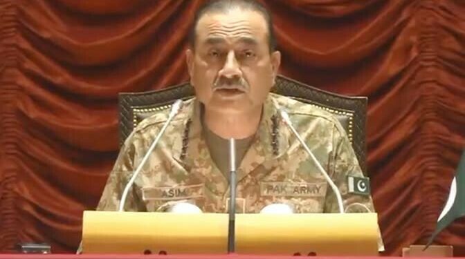 Field Marshal Asim Munir assails India’s ‘hydro-terrorism’ during address to Quetta college