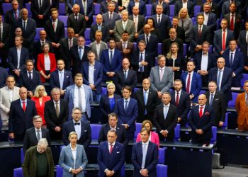 German spy agency labels far-right AfD “extremist”