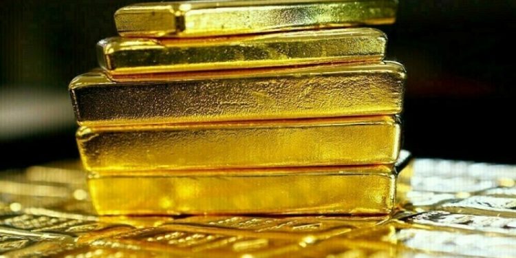 Gold price per tola declines Rs1,800 in Pakistan