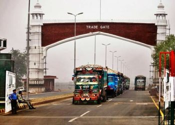 India bans all imports from Pakistan, suspends inbound mail as tensions grow